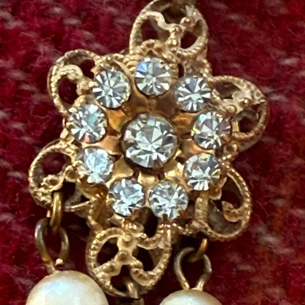 Vintage Miriam Haskell Gold Pearl Beaded Pendant Necklace